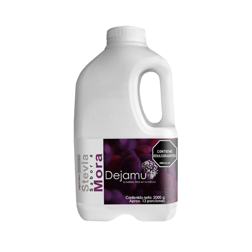 Whole yogurt sweetened with stevia